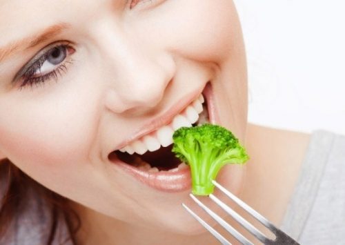 Khô miệng triệu chứng và cách điều trị 2 Khô miệng triệu chứng và cách điều trị 2
