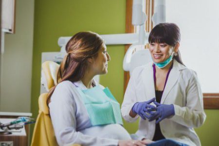Tìm hiểu ngay để biết trồng răng cửa giá bao nhiêu 2 Tìm hiểu ngay để biết trồng răng cửa giá bao nhiêu 2