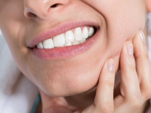 Mọc răng khôn hàm trên phải làm gì? 2 Mọc răng khôn hàm trên phải làm gì? 2