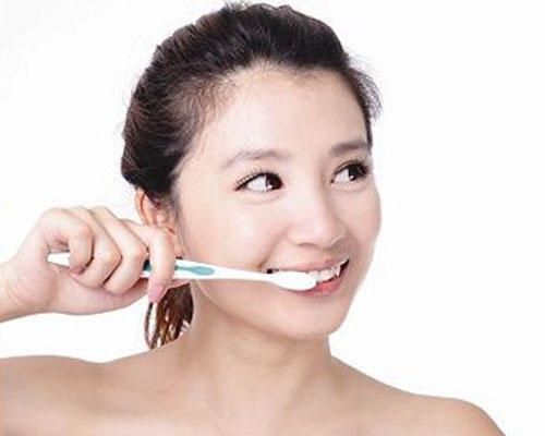 Mẹo chữa viêm chân răng tại nhà cho bạn 2 Mẹo chữa viêm chân răng tại nhà cho bạn 2