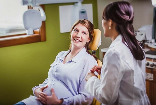Viêm chân răng ở bà bầu liệu có ảnh hưởng gì không? 2 Viêm chân răng ở bà bầu liệu có ảnh hưởng gì không? 2