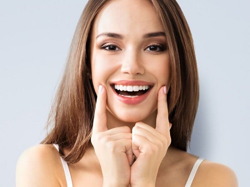 Ê buốt khi niềng răng - Xuất hiện tình trạng này có sao không? 4 Ê buốt khi niềng răng - Xuất hiện tình trạng này có sao không? 4