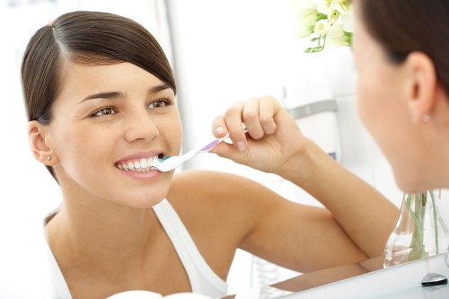 Làm răng sứ phải kiêng gì để có hàm răng đẹp thẩm mỹ 3 Làm răng sứ phải kiêng gì để có hàm răng đẹp thẩm mỹ 3
