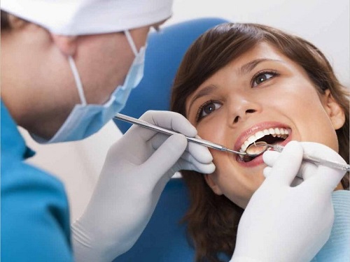 Trồng răng sứ có ảnh hưởng gì không? Tìm hiểu 3 Trồng răng sứ có ảnh hưởng gì không? Tìm hiểu 3